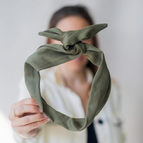 Gibou wire twisted headband white with blue stripes - Picture 4 of 4